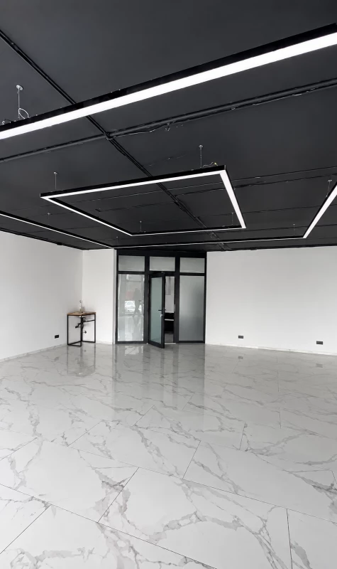 Комерційна нерухомість – 80 м², Деражня — 7/8