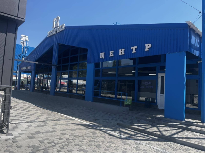 Комерційна нерухомість – 240 м²