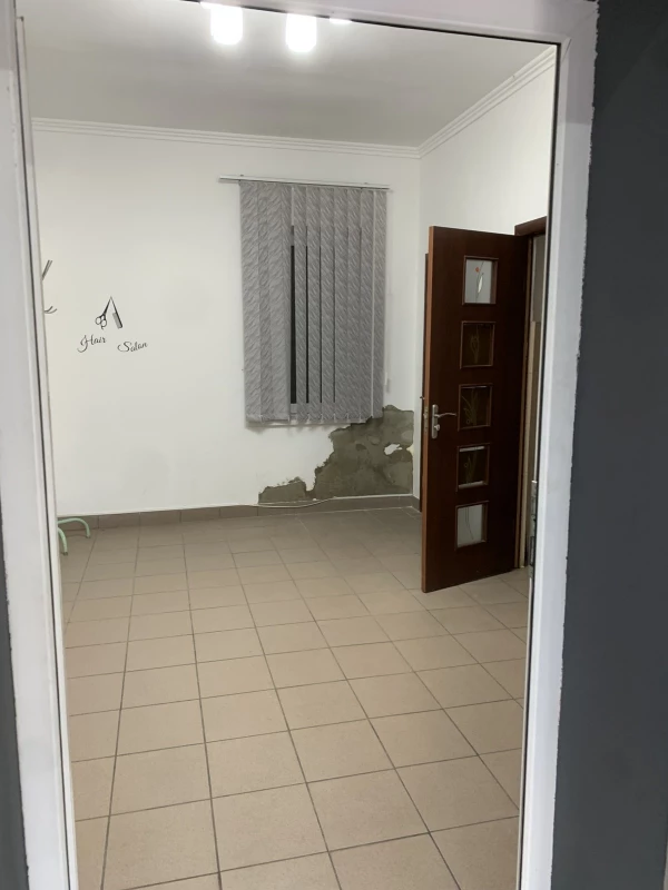 Комерційна нерухомість – 93 м², Голубине — 6/11