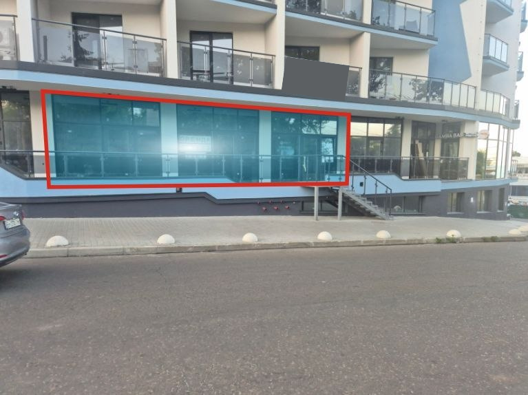 Комерційна нерухомість – 90 м²