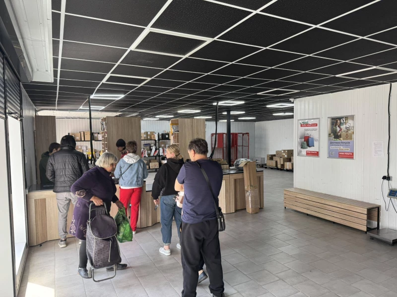 Комерційна нерухомість – 216.7 м², Рені — 6/8