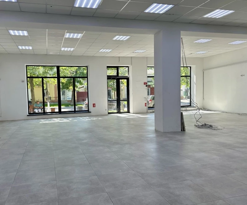 Комерційна нерухомість – 150 м², Кілія — 5/8