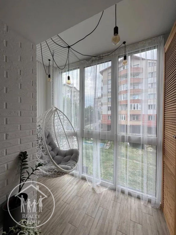 Квартира 2-кімн. продаж Винники – 36 м², Винники — 5/15