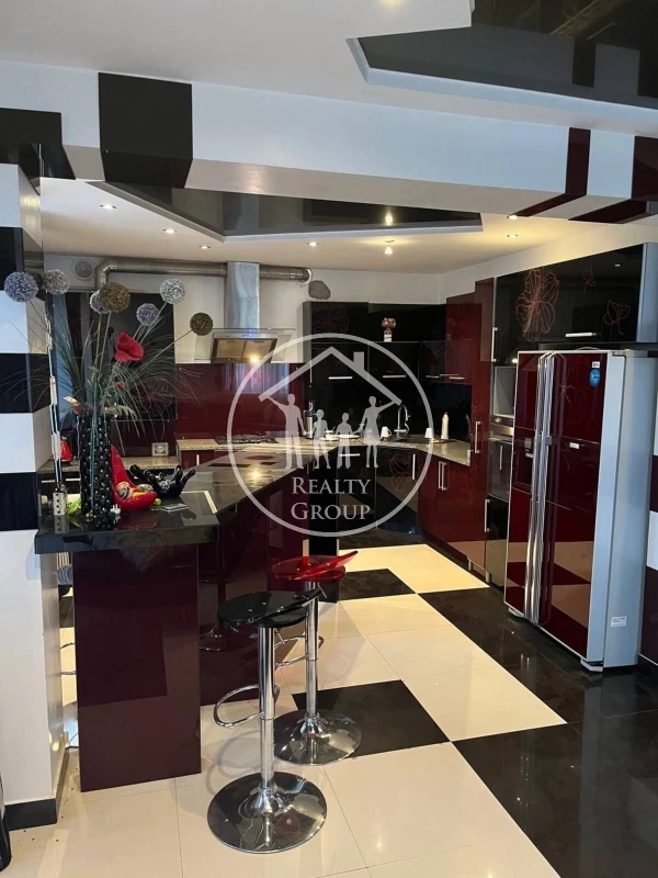 Квартира 5-кімн. продаж Винники – 225 м², Винники — 9/12