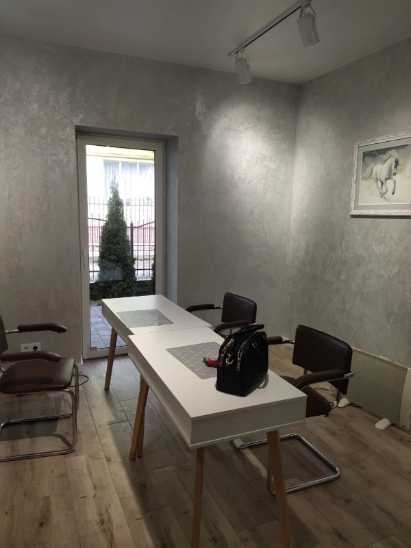Комерційна нерухомість – 30 м², Хмельницький — 6/15