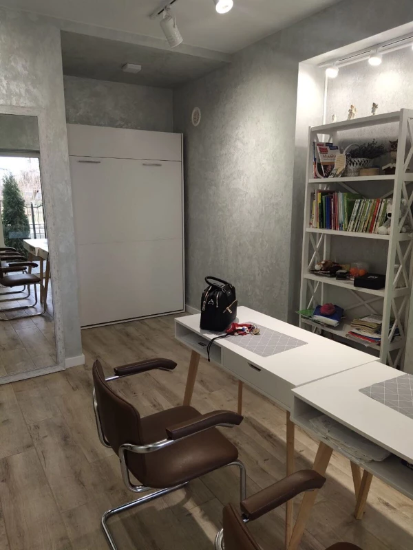 Комерційна нерухомість – 30 м², Хмельницький — 7/15