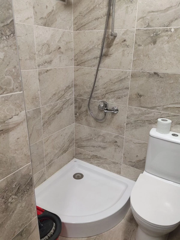 Комерційна нерухомість – 30 м², Хмельницький — 10/15