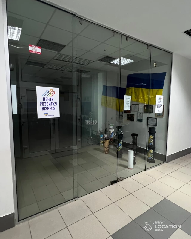 Комерційна нерухомість – 30 м², Черкаси — 7/12