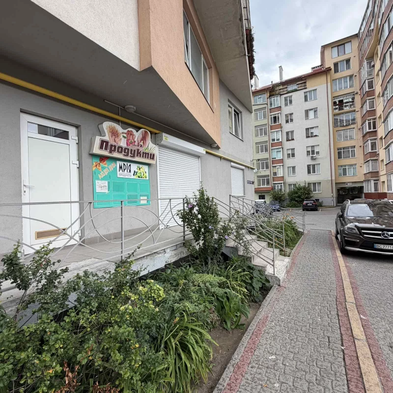 Комерційна нерухомість – 172 м²