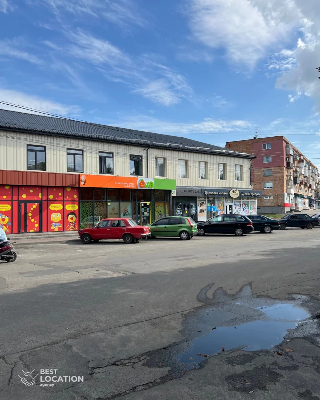 Комерційна нерухомість – 18 м², Шпола — 6/12
