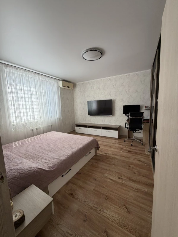 Квартира 2-кімн. продаж Авангард, Авангард – 50 м², Авангард — 9/15