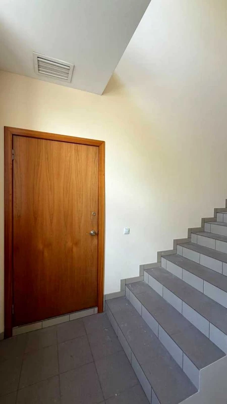 Комерційна нерухомість – 986 м², Одесса — 5/8