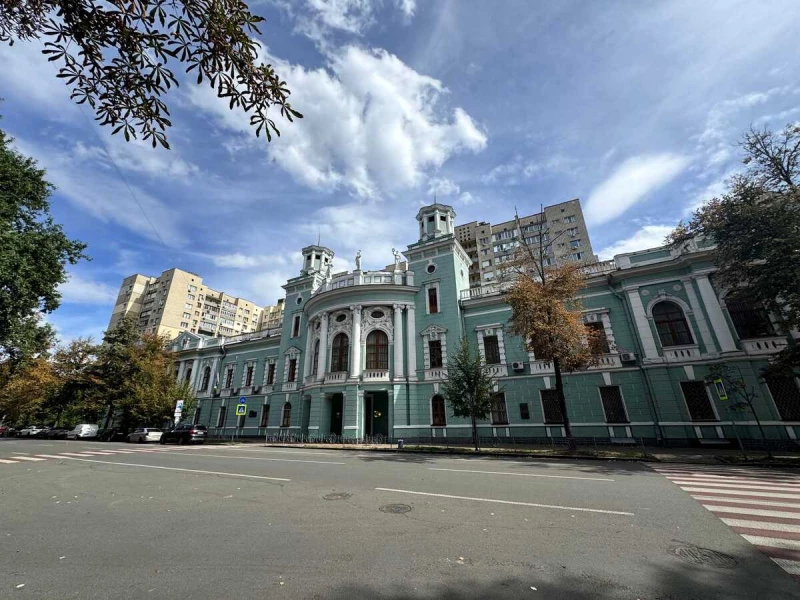Квартира 3-кімн. продаж Київ, Печерский – 39 м², Київ — 3/15