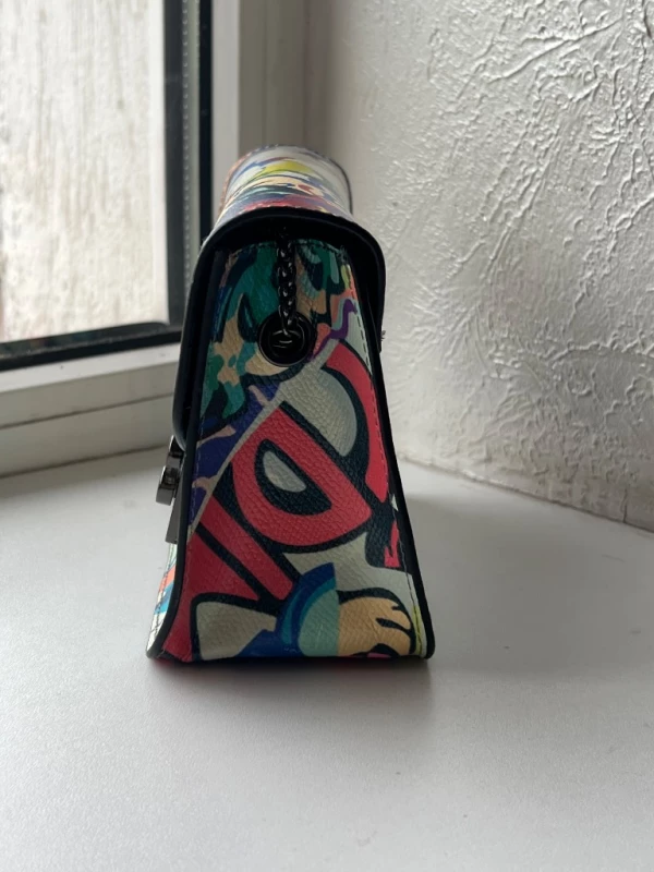 Яскравий акцент у твій образ — Furla Metropolis Pop-Art Edition 💥Культова модель Furla Metropolis у рідкісному та зухвалому дизайні поп-арт / графіті Ця крихітка здатна перетворити навіть найпрості, Дніпро — 4/4