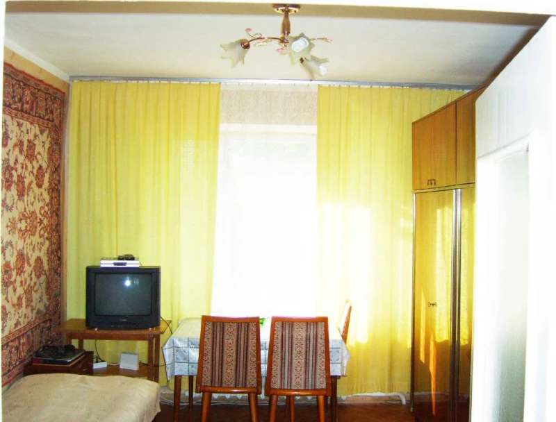 Квартира · 2 кімнат · 56м²