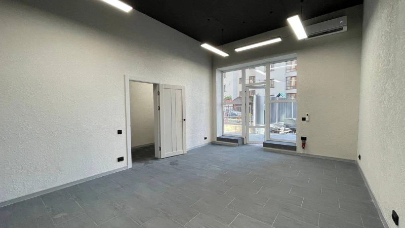 Комерційна нерухомість – 32 м², Хмельницкий — 8/15