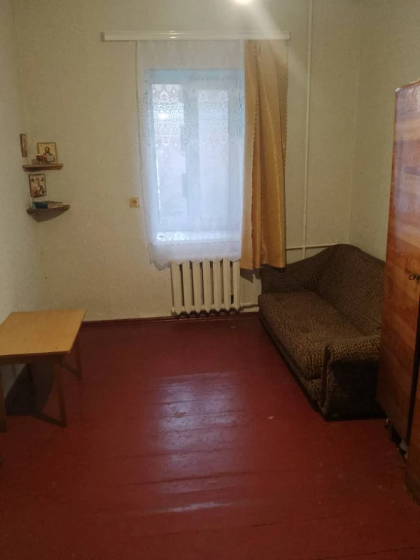 Продам кімнату в гуртожитку