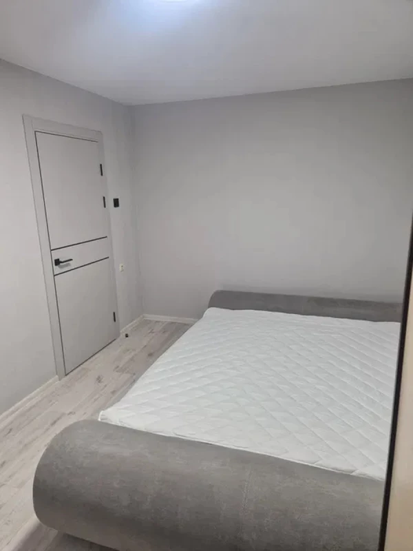 Квартира 1-кімн. продаж Київ, Святошинский – 29 м², Київ — 7/11