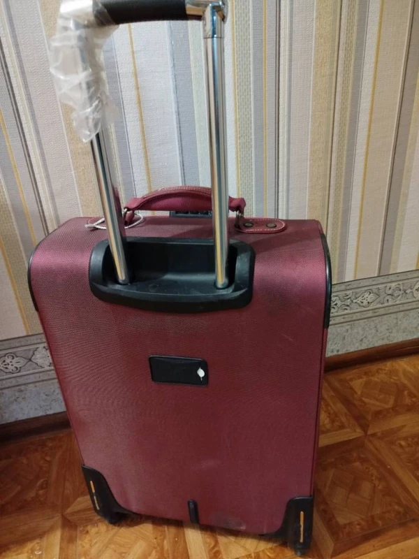 Продаю чемодан среднего размера, Одесса — 4/5