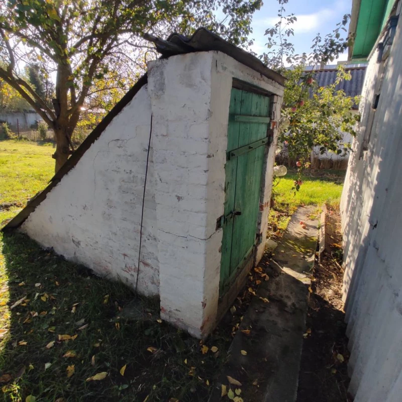 Продається будинок, Мена — 9/10