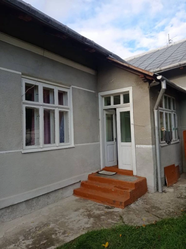 Будинок, Самбір — 6/10