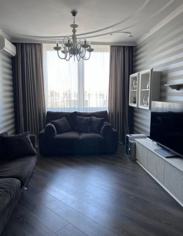 Квартира 3-кімн. продаж Київ, Голосеевский – 94 м²