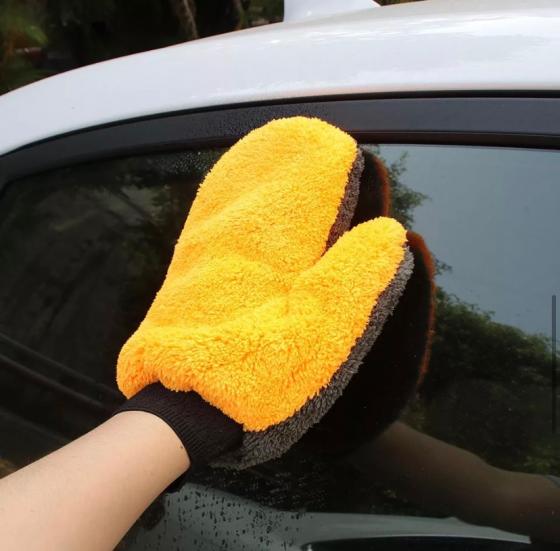 Перчатка  для мойки вашего автомобиля
