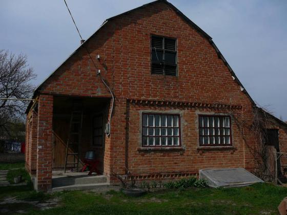 Продам будинок у селі Мала Перещепина Полтавської області Новосанжарського району.