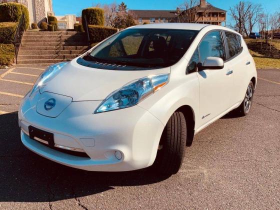 Nissan Leaf – резвость и маневренность