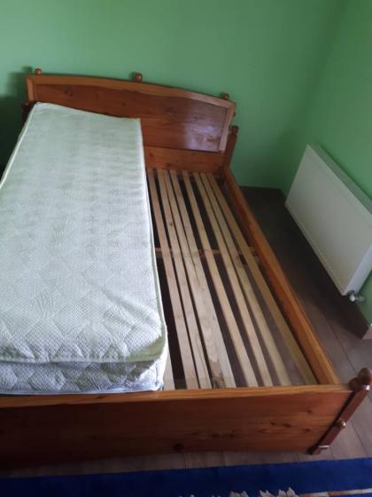 Ліжко дерев'яне
