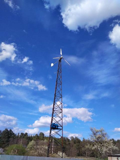 Продам ветроэлектростанцию Wind 10 мощностью 10 квт с мачтой