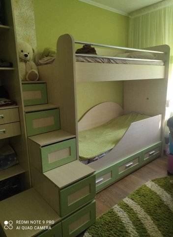 Продам меблі в дитячу кімнату