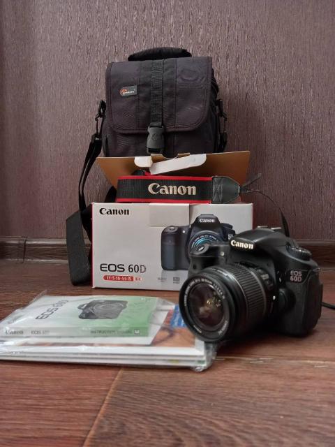 Фотоаппарат Canon eos  60 D б/у