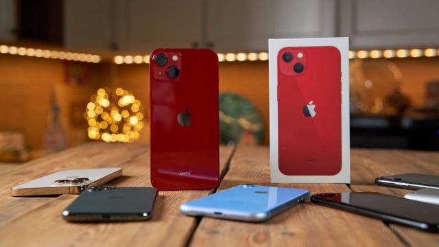 IPhone 13 red 128 gb
