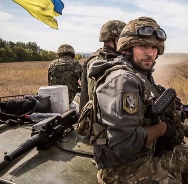 Збір гуманітарний помощі для українській армії