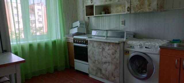 Здам 1-комнатну квартиру від господаря за 2500 + ком., в м. Чорноморськ в центрі на довгий срок