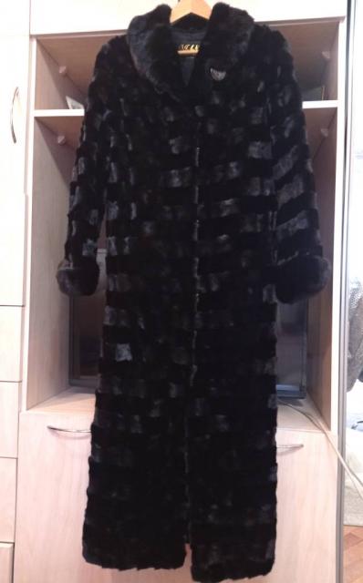 Длинная черная натуральная норковая шуба 130 см Saga Furs
