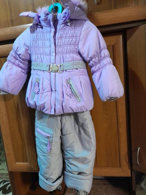Детская зимняя куртка и полукомбинезон
