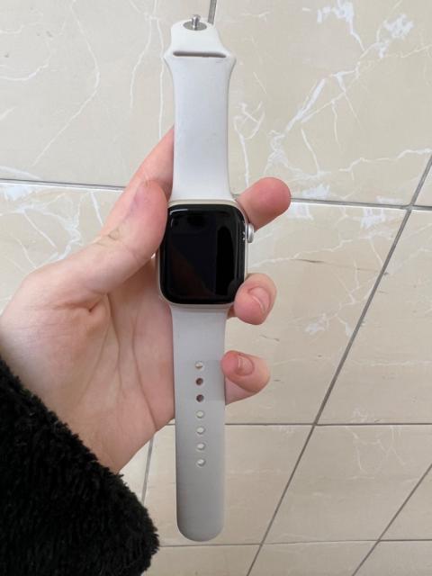 Часы Apple Watch series 8