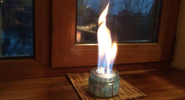 Литр топлива и 2 жидких свечи по 200ml горят по 6ч. Без вони и дыма