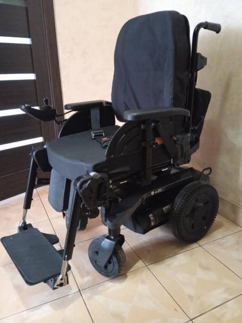 Інвалідний візок електричний INVACARE AVIVA RX20