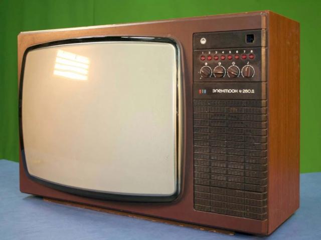 Продам старовинні телевізори