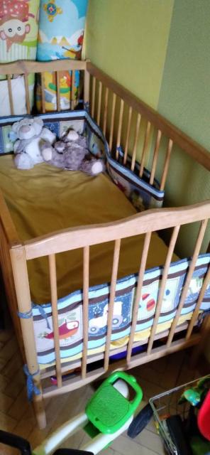 Продаж дитячої кроватки