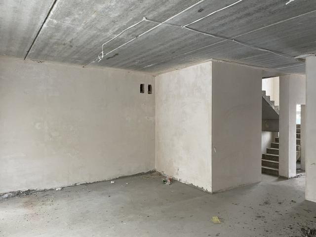 Продаж 2 поверхового котеджу з балконом 150 кв. м, 3 кімнати, р-н Петриків