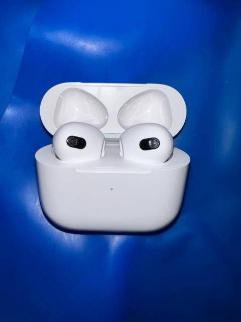 Навушники Apple AirPods 3 прекрасний стан