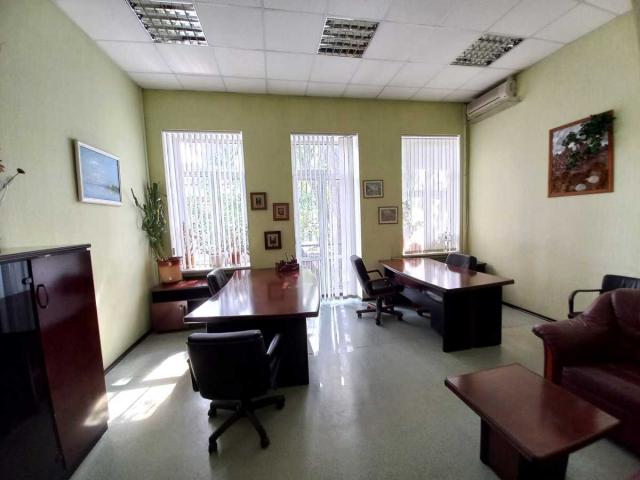довгострокова оренда офісне приміщення Дніпро, Центральний, 6250 грн./міс.
