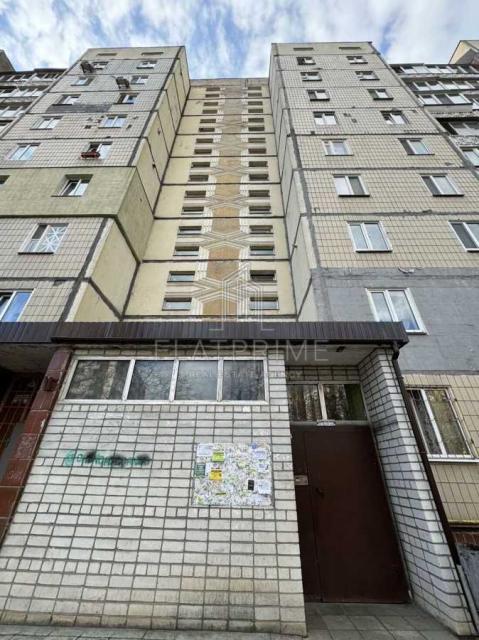 продаж 3-к квартира Київ, Подільський, 76000 $