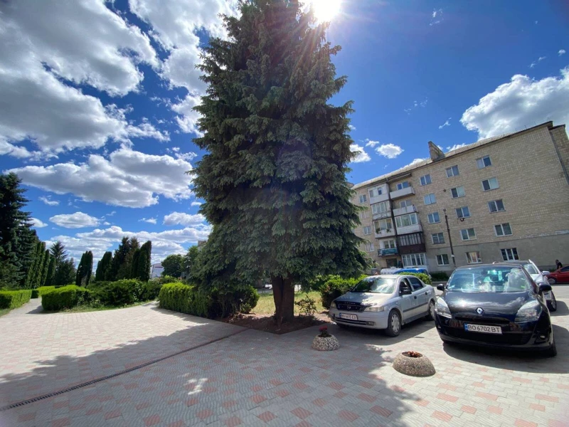 Комерційна нерухомість – 31 м², Шумск — 8/11