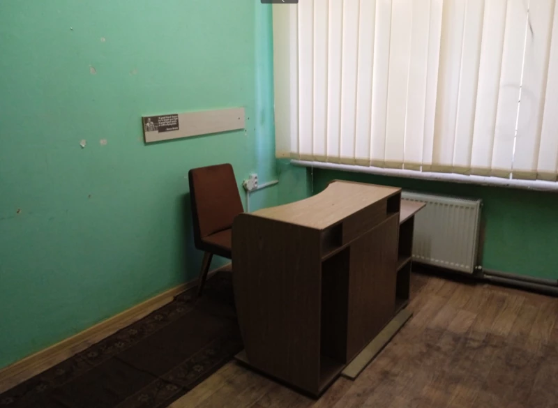 Комерційна нерухомість – 16 м²