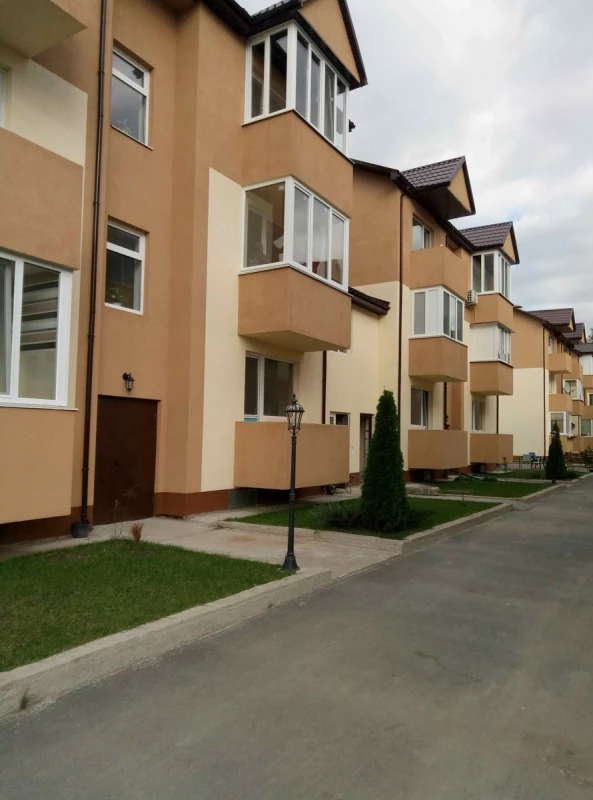 Квартира 2-кімн. продаж Погреби – 37 м², Погребы — 2/15